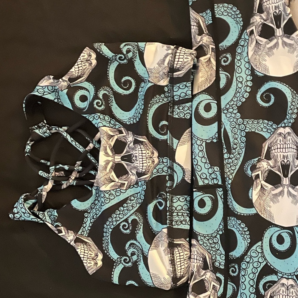 CVG sports bra